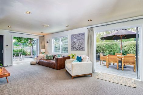 Photo of property in 132 Kenrigg Road, Kinloch, Taupo, 3377