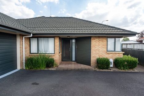 Photo of property in 61 Vardon Road, St Andrews, Hamilton, 3200