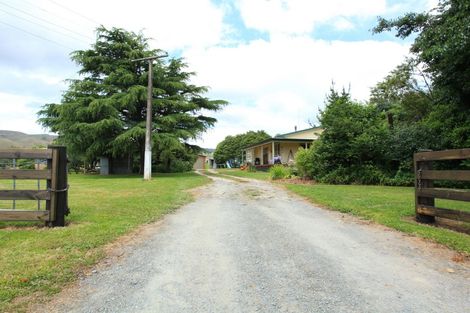 Photo of property in 56 Matakotea Road, Raglan, 3295