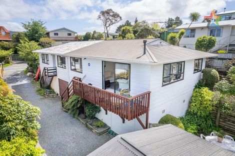 Photo of property in 96b Lord Street, Stokes Valley, Lower Hutt, 5019