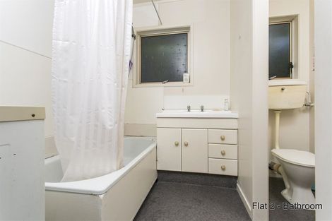 Photo of property in 147 Browns Bay Road, Browns Bay, Auckland, 0630