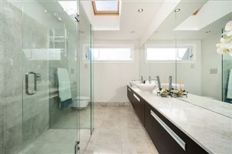 Photo of property in 1/41 Seaview Avenue, Northcote, Auckland, 0627