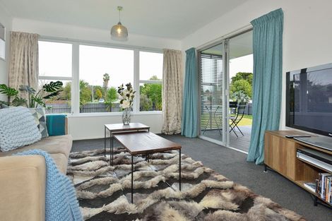 Photo of property in 10 Owen Road, Inner Kaiti, Gisborne, 4010