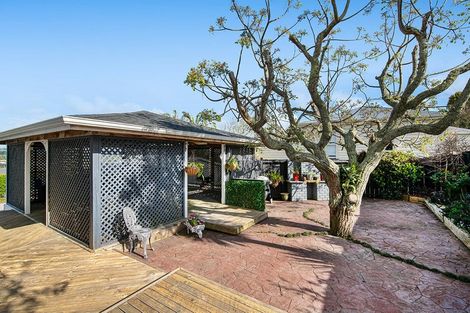 Photo of property in 33 Garfield Road, Helensville, 0800