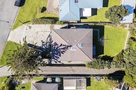 Photo of property in 13 Lambley Road, Titahi Bay, Porirua, 5022