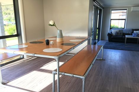 Photo of property in 2 Kahu Close, Kaiteriteri, Motueka, 7197