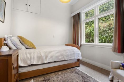 Photo of property in 5 Connaught Terrace, Brooklyn, Wellington, 6021