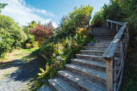 Photo of property in 121 Coast Road, Warrington, Waikouaiti, 9471