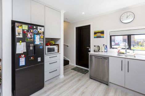 Photo of property in 1 Raeble Walkington Lane, Wallaceville, Upper Hutt, 5018