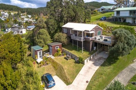Photo of property in 109 Bambury Place, Onemana, Whangamata, 3691