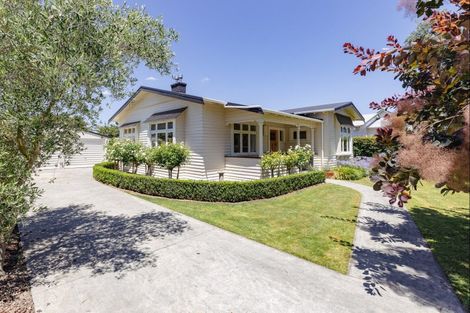 Photo of property in 10 Argyle Avenue, Takaro, Palmerston North, 4410