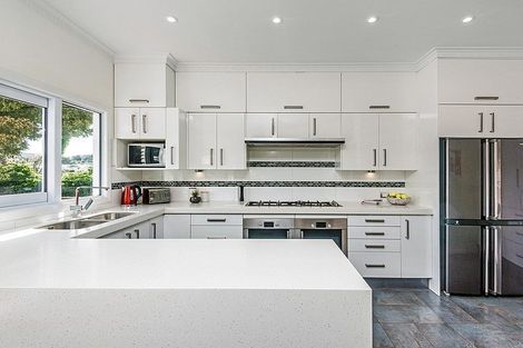 Photo of property in 18 Middleton Road, Johnsonville, Wellington, 6037