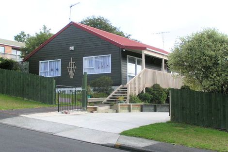 Photo of property in 5 Raelene Place, Massey, Auckland, 0614