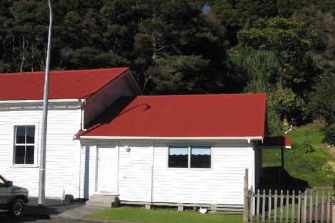 Photo of property in 10 Beechy Street, Opua, 0200