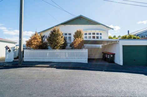Photo of property in 42 Bernard Street, Kenmure, Dunedin, 9011