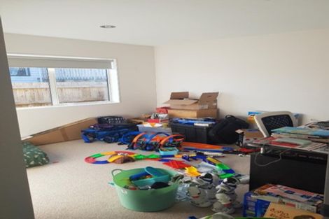 Photo of property in 28 Cosgrove Rise, Riverstone Terraces, Upper Hutt, 5018