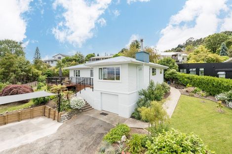 Photo of property in 33 Tosswill Road, Tahunanui, Nelson, 7011