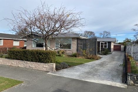 Photo of property in 6 Dulles Place, Papanui, Christchurch, 8053