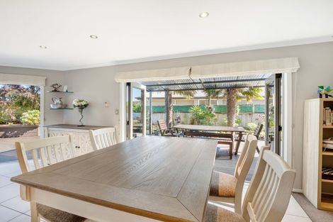 Photo of property in 3 Bouvardia Avenue, Milson, Palmerston North, 4414