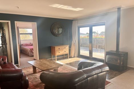 Photo of property in 2/75 Hine Street, New Plymouth, 4310