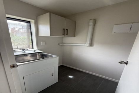 Photo of property in 27g Rehia Road, Massey, Auckland, 0614