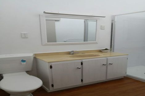 Photo of property in 2/6 Bellbird Rise, Murrays Bay, Auckland, 0630