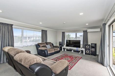 Photo of property in 17 Pakohe Street, Pegasus, 7612