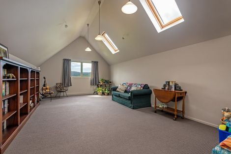 Photo of property in 307 Ngahere Park Road, Turitea, Palmerston North, 4472