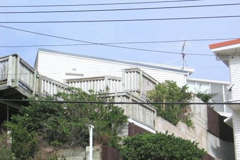 Photo of property in 30 Ashleigh Crescent, Miramar, Wellington, 6022