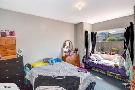 Photo of property in 70 Loyalty Street, Forbury, Dunedin, 9012