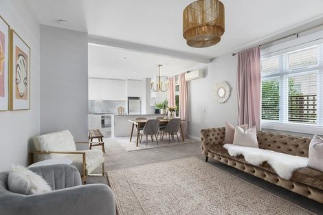 Photo of property in 7 Marsden Avenue, Karori, Wellington, 6012