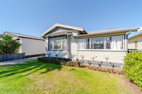 Photo of property in 76 Kennedy Road, Napier South, Napier, 4110