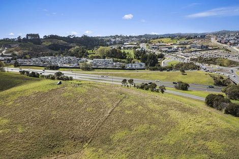 Photo of property in 46 Old Pine Valley Road, Dairy Flat, Silverdale, 0992