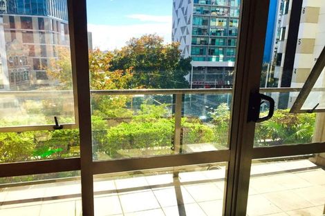 Photo of property in Tower Hill Apartments, 3e/1 Emily Place, Auckland Central, Auckland, 1010