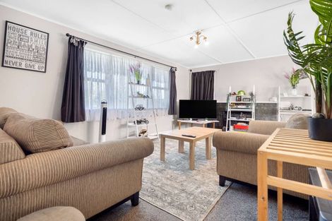 Photo of property in 67 Robinson Avenue, Holdens Bay, Rotorua, 3010
