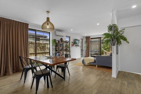 Photo of property in 41 Hills View Drive, Papamoa, 3118