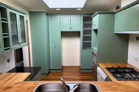 Photo of property in 140 Victoria Avenue, Hokowhitu, Palmerston North, 4410