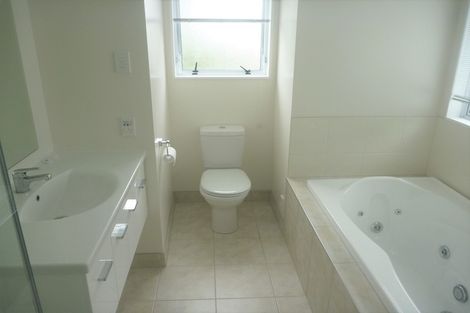 Photo of property in 153 Walter Strevens Drive, Conifer Grove, Takanini, 2112