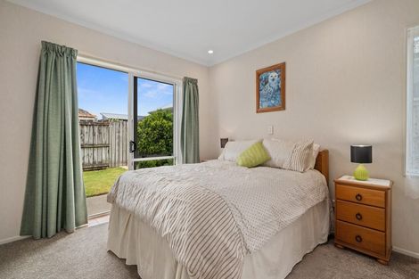 Photo of property in 18 Primrose Place, Papamoa Beach, Papamoa, 3118