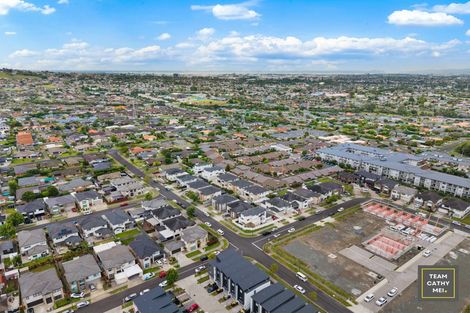 Photo of property in 6 Papa Takaro Lane, Flat Bush, Auckland, 2019