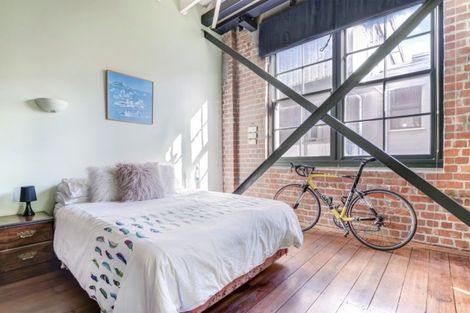 Photo of property in Hannahs Warehouse Apartments, 4/13 Leeds Street, Te Aro, Wellington, 6011