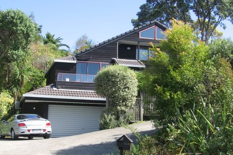 Photo of property in 3/92 Churchill Road, Murrays Bay, Auckland, 0630