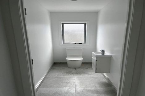 Photo of property in 5 Whangaehu Place, Te Awa, Napier, 4110