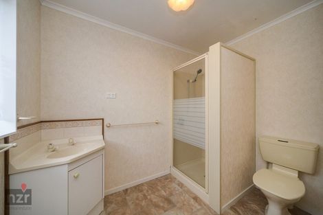 Photo of property in 5 Rosebank Avenue, Kelvin Grove, Palmerston North, 4414