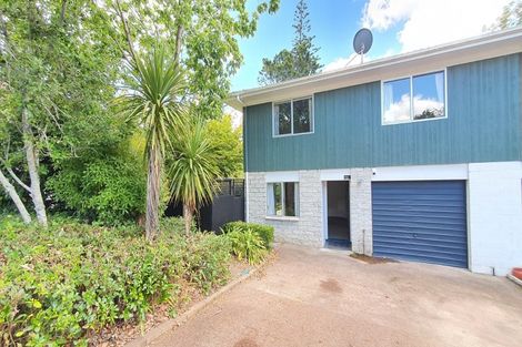 Photo of property in 2/43 Seabrook Avenue, New Lynn, Auckland, 0600