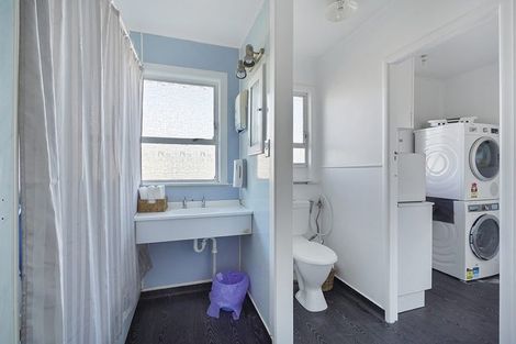 Photo of property in 22 Mount View Road, Melville, Hamilton, 3206