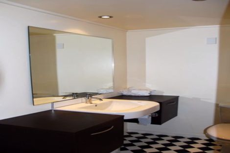 Photo of property in Highwic, 3/32 Hobson Street, Thorndon, Wellington, 6011