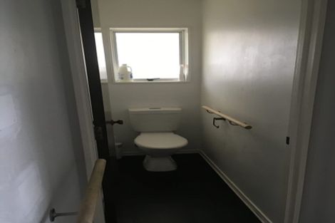 Photo of property in 1/20 Halldene Terrace, Red Beach, 0932