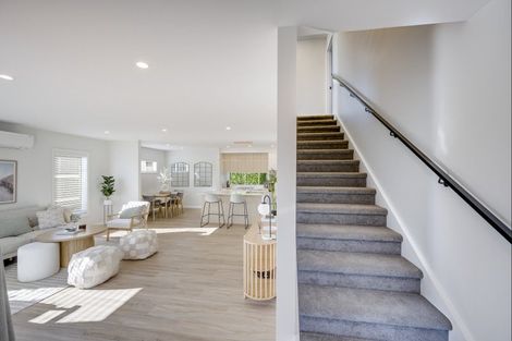 Photo of property in 9a Church Road, Taradale, Napier, 4112