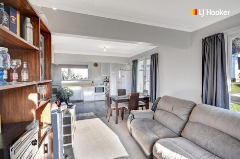 Photo of property in 322 Kaikorai Valley Road, Bradford, Dunedin, 9011